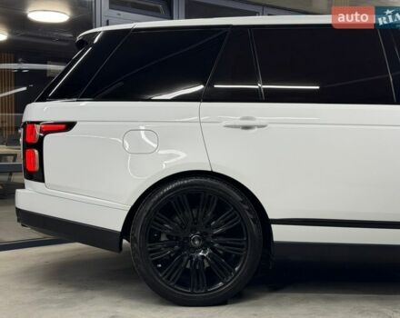 Білий Ленд Ровер Рендж Ровер, об'ємом двигуна 5 л та пробігом 82 тис. км за 54500 $, фото 13 на Automoto.ua
