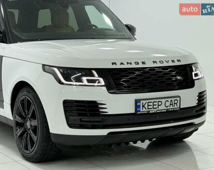 Білий Ленд Ровер Рендж Ровер, об'ємом двигуна 4.37 л та пробігом 104 тис. км за 67000 $, фото 7 на Automoto.ua