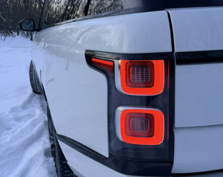 Белый Ленд Ровер Рендж Ровер, объемом двигателя 3 л и пробегом 73 тыс. км за 55000 $, фото 5 на Automoto.ua