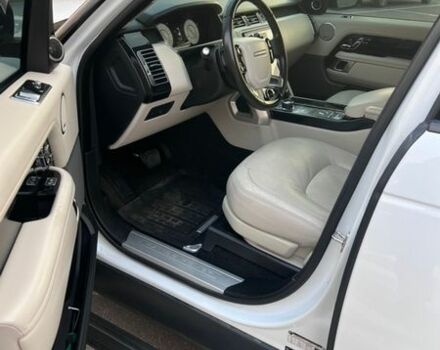 Белый Ленд Ровер Рендж Ровер, объемом двигателя 3 л и пробегом 134 тыс. км за 46999 $, фото 24 на Automoto.ua