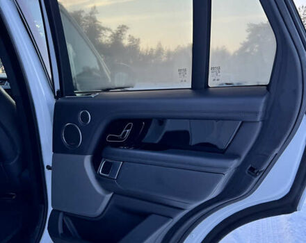 Белый Ленд Ровер Рендж Ровер, объемом двигателя 3 л и пробегом 74 тыс. км за 56000 $, фото 22 на Automoto.ua