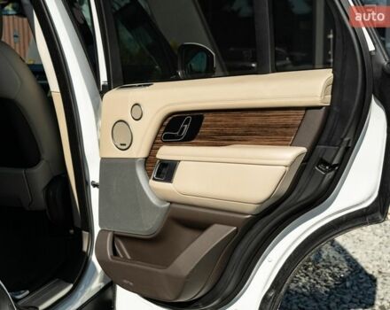 Белый Ленд Ровер Рендж Ровер, объемом двигателя 3 л и пробегом 103 тыс. км за 56900 $, фото 44 на Automoto.ua