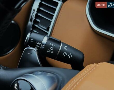 Белый Ленд Ровер Рендж Ровер, объемом двигателя 4.37 л и пробегом 105 тыс. км за 64999 $, фото 52 на Automoto.ua