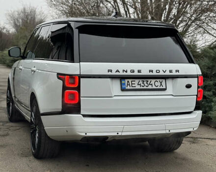 Белый Ленд Ровер Рендж Ровер, объемом двигателя 3 л и пробегом 70 тыс. км за 59000 $, фото 9 на Automoto.ua