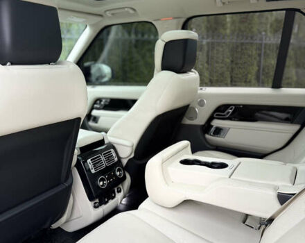 Білий Ленд Ровер Рендж Ровер, об'ємом двигуна 3 л та пробігом 170 тис. км за 49900 $, фото 41 на Automoto.ua