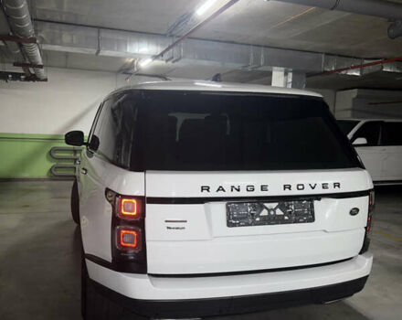 Белый Ленд Ровер Рендж Ровер, объемом двигателя 4.37 л и пробегом 102 тыс. км за 67500 $, фото 13 на Automoto.ua