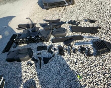 Белый Ленд Ровер Рендж Ровер, объемом двигателя 0 л и пробегом 41 тыс. км за 14000 $, фото 11 на Automoto.ua