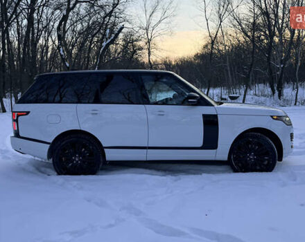 Белый Ленд Ровер Рендж Ровер, объемом двигателя 3 л и пробегом 73 тыс. км за 55000 $, фото 19 на Automoto.ua