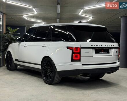 Білий Ленд Ровер Рендж Ровер, об'ємом двигуна 5 л та пробігом 82 тис. км за 54500 $, фото 10 на Automoto.ua