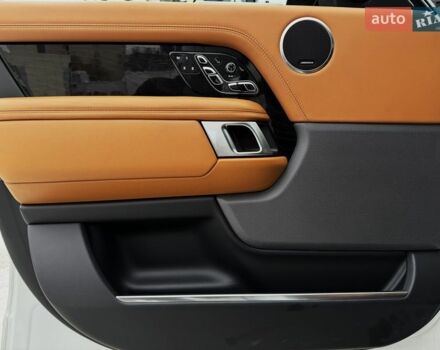 Білий Ленд Ровер Рендж Ровер, об'ємом двигуна 4.37 л та пробігом 105 тис. км за 64999 $, фото 29 на Automoto.ua