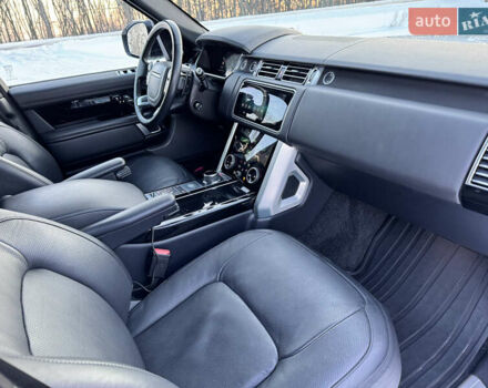 Белый Ленд Ровер Рендж Ровер, объемом двигателя 3 л и пробегом 74 тыс. км за 56000 $, фото 31 на Automoto.ua