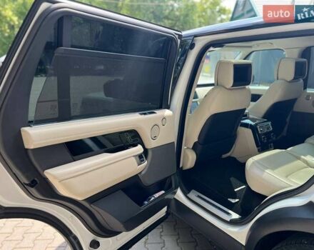 Белый Ленд Ровер Рендж Ровер, объемом двигателя 5 л и пробегом 40 тыс. км за 95000 $, фото 11 на Automoto.ua