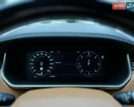 Ленд Ровер Рендж Ровер 2018 в Одессе на Automoto.ua Белый Ленд Ровер Рендж Ровер, объемом двигателя 4.37 л и пробегом 75 тыс. км за 80500 $, фото 54 на Automoto.ua