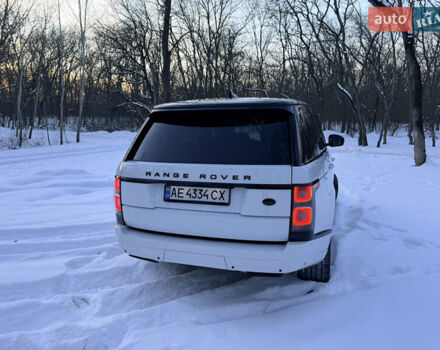 Белый Ленд Ровер Рендж Ровер, объемом двигателя 3 л и пробегом 73 тыс. км за 55000 $, фото 12 на Automoto.ua