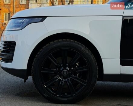 Білий Ленд Ровер Рендж Ровер, об'ємом двигуна 4.37 л та пробігом 105 тис. км за 64999 $, фото 16 на Automoto.ua