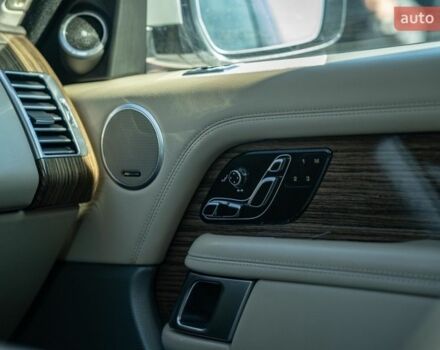 Белый Ленд Ровер Рендж Ровер, объемом двигателя 3 л и пробегом 103 тыс. км за 56900 $, фото 33 на Automoto.ua