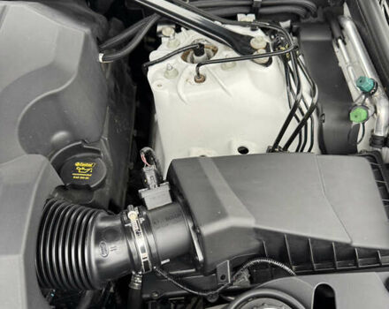 Белый Ленд Ровер Рендж Ровер, объемом двигателя 3 л и пробегом 70 тыс. км за 59000 $, фото 39 на Automoto.ua