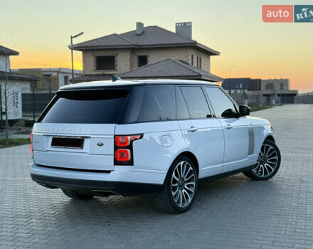 Білий Ленд Ровер Рендж Ровер, об'ємом двигуна 3 л та пробігом 170 тис. км за 49900 $, фото 10 на Automoto.ua