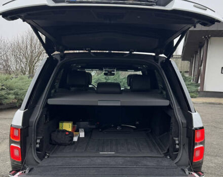 Белый Ленд Ровер Рендж Ровер, объемом двигателя 3 л и пробегом 70 тыс. км за 59000 $, фото 22 на Automoto.ua