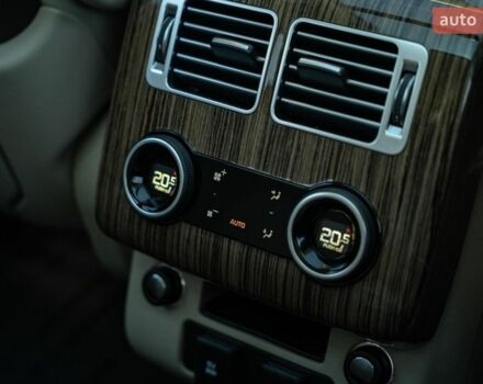 Белый Ленд Ровер Рендж Ровер, объемом двигателя 3 л и пробегом 103 тыс. км за 56900 $, фото 38 на Automoto.ua