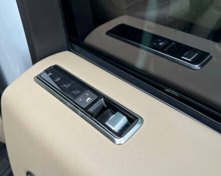 Білий Ленд Ровер Рендж Ровер, об'ємом двигуна 3 л та пробігом 106 тис. км за 47000 $, фото 11 на Automoto.ua