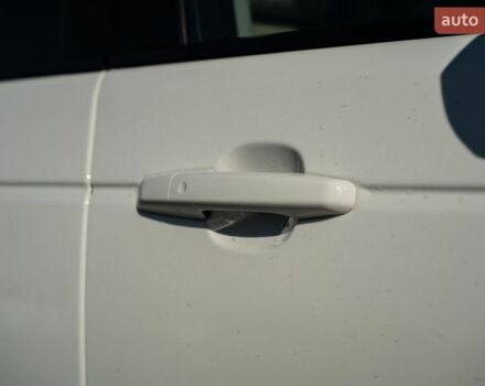 Белый Ленд Ровер Рендж Ровер, объемом двигателя 3 л и пробегом 103 тыс. км за 56900 $, фото 15 на Automoto.ua