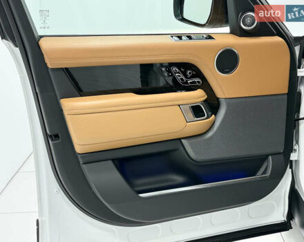 Білий Ленд Ровер Рендж Ровер, об'ємом двигуна 4.37 л та пробігом 104 тис. км за 67000 $, фото 35 на Automoto.ua