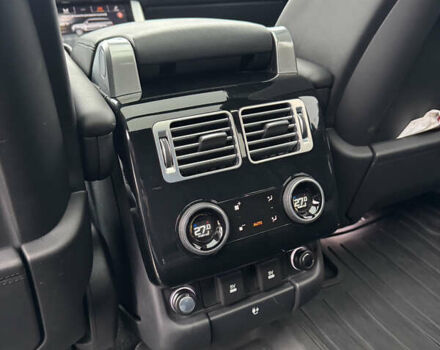 Белый Ленд Ровер Рендж Ровер, объемом двигателя 3 л и пробегом 70 тыс. км за 59000 $, фото 21 на Automoto.ua