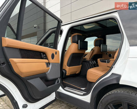 Білий Ленд Ровер Рендж Ровер, об'ємом двигуна 4.37 л та пробігом 71 тис. км за 114900 $, фото 33 на Automoto.ua