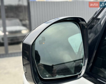 Белый Ленд Ровер Рендж Ровер, объемом двигателя 5 л и пробегом 155 тыс. км за 64999 $, фото 12 на Automoto.ua