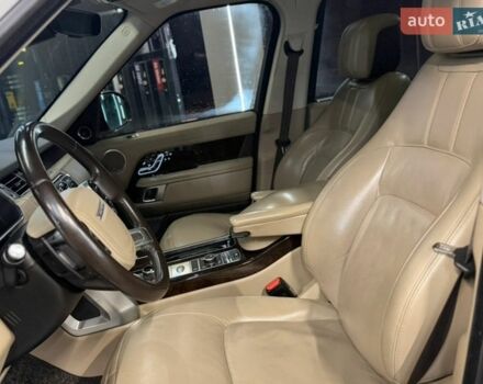 Білий Ленд Ровер Рендж Ровер, об'ємом двигуна 5 л та пробігом 95 тис. км за 69500 $, фото 11 на Automoto.ua