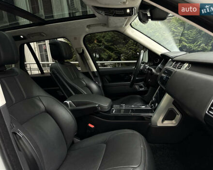 Білий Ленд Ровер Рендж Ровер, об'ємом двигуна 3 л та пробігом 82 тис. км за 49900 $, фото 10 на Automoto.ua