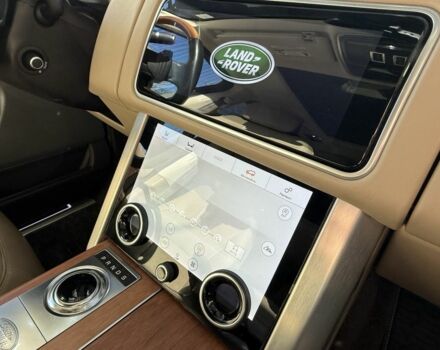 Білий Ленд Ровер Рендж Ровер, об'ємом двигуна 5 л та пробігом 80 тис. км за 66700 $, фото 14 на Automoto.ua