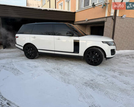 Белый Ленд Ровер Рендж Ровер, объемом двигателя 5 л и пробегом 90 тыс. км за 70000 $, фото 1 на Automoto.ua