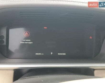 Белый Ленд Ровер Рендж Ровер, объемом двигателя 3 л и пробегом 153 тыс. км за 16700 $, фото 8 на Automoto.ua