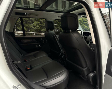 Білий Ленд Ровер Рендж Ровер, об'ємом двигуна 3 л та пробігом 82 тис. км за 49900 $, фото 20 на Automoto.ua