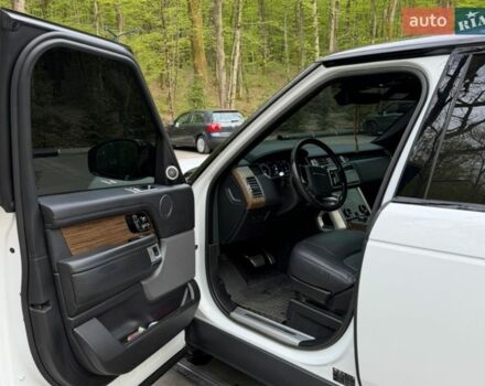 Белый Ленд Ровер Рендж Ровер, объемом двигателя 4.4 л и пробегом 138 тыс. км за 69999 $, фото 12 на Automoto.ua