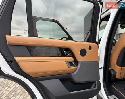 Білий Ленд Ровер Рендж Ровер, об'ємом двигуна 4.37 л та пробігом 71 тис. км за 114900 $, фото 31 на Automoto.ua