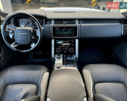 Білий Ленд Ровер Рендж Ровер, об'ємом двигуна 5 л та пробігом 35 тис. км за 65000 $, фото 23 на Automoto.ua