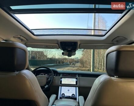 Білий Ленд Ровер Рендж Ровер, об'ємом двигуна 5 л та пробігом 95 тис. км за 65000 $, фото 19 на Automoto.ua