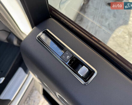 Білий Ленд Ровер Рендж Ровер, об'ємом двигуна 5 л та пробігом 35 тис. км за 65000 $, фото 17 на Automoto.ua