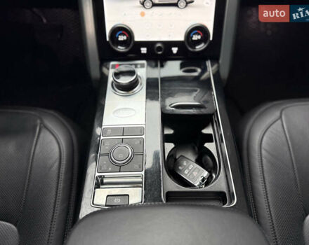 Белый Ленд Ровер Рендж Ровер, объемом двигателя 3 л и пробегом 165 тыс. км за 57500 $, фото 40 на Automoto.ua