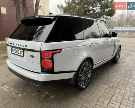 Белый Ленд Ровер Рендж Ровер, объемом двигателя 3 л и пробегом 165 тыс. км за 57500 $, фото 3 на Automoto.ua