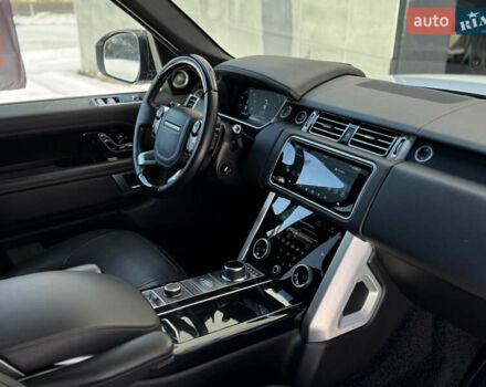 Білий Ленд Ровер Рендж Ровер, об'ємом двигуна 5 л та пробігом 35 тис. км за 65000 $, фото 21 на Automoto.ua