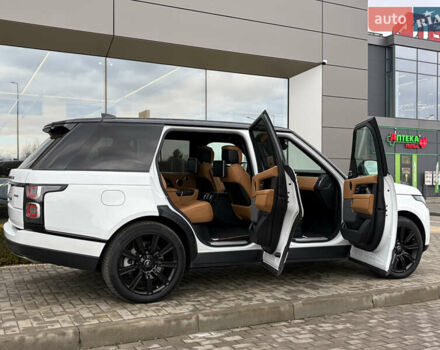 Белый Ленд Ровер Рендж Ровер, объемом двигателя 4.37 л и пробегом 71 тыс. км за 114900 $, фото 17 на Automoto.ua