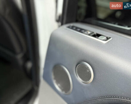 Белый Ленд Ровер Рендж Ровер, объемом двигателя 3 л и пробегом 165 тыс. км за 57500 $, фото 29 на Automoto.ua