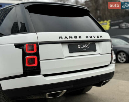 Белый Ленд Ровер Рендж Ровер, объемом двигателя 5 л и пробегом 155 тыс. км за 64999 $, фото 10 на Automoto.ua