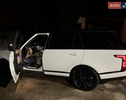 Білий Ленд Ровер Рендж Ровер, об'ємом двигуна 5 л та пробігом 79 тис. км за 68000 $, фото 9 на Automoto.ua