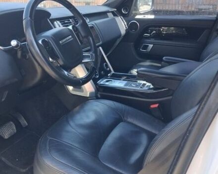 Білий Ленд Ровер Рендж Ровер, об'ємом двигуна 3 л та пробігом 98 тис. км за 51500 $, фото 15 на Automoto.ua