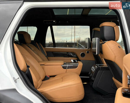 Білий Ленд Ровер Рендж Ровер, об'ємом двигуна 4.37 л та пробігом 71 тис. км за 114900 $, фото 42 на Automoto.ua